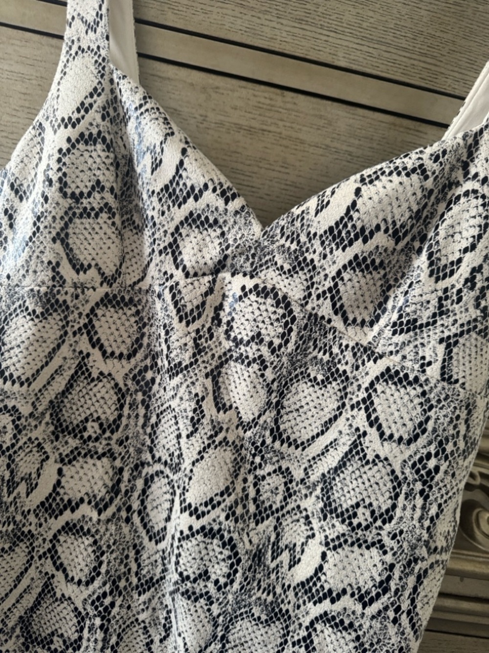 Zara Black and Cream Snake-Print Bodycon Dress - Picture 4 of 7